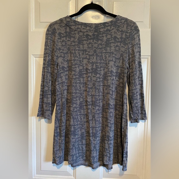 Womens Kristin Davis Dark Light Gray Abstract Print Blouse Tunic ¾ Sleeve Medium - Picture 2 of 5